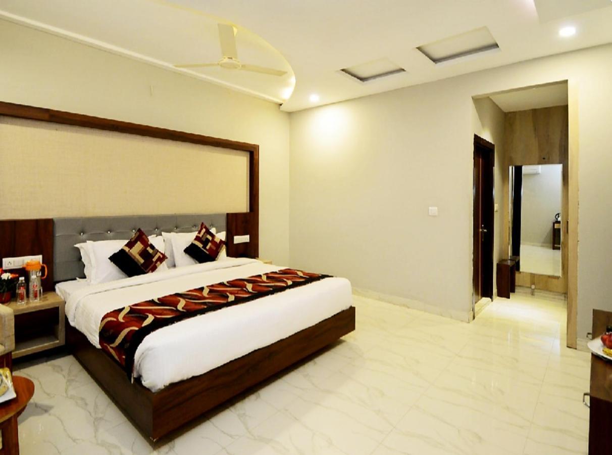 Hotel Hill Vista Udaipur Bagian luar foto