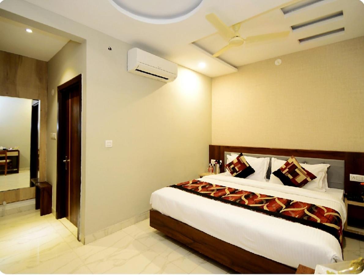 Hotel Hill Vista Udaipur Bagian luar foto