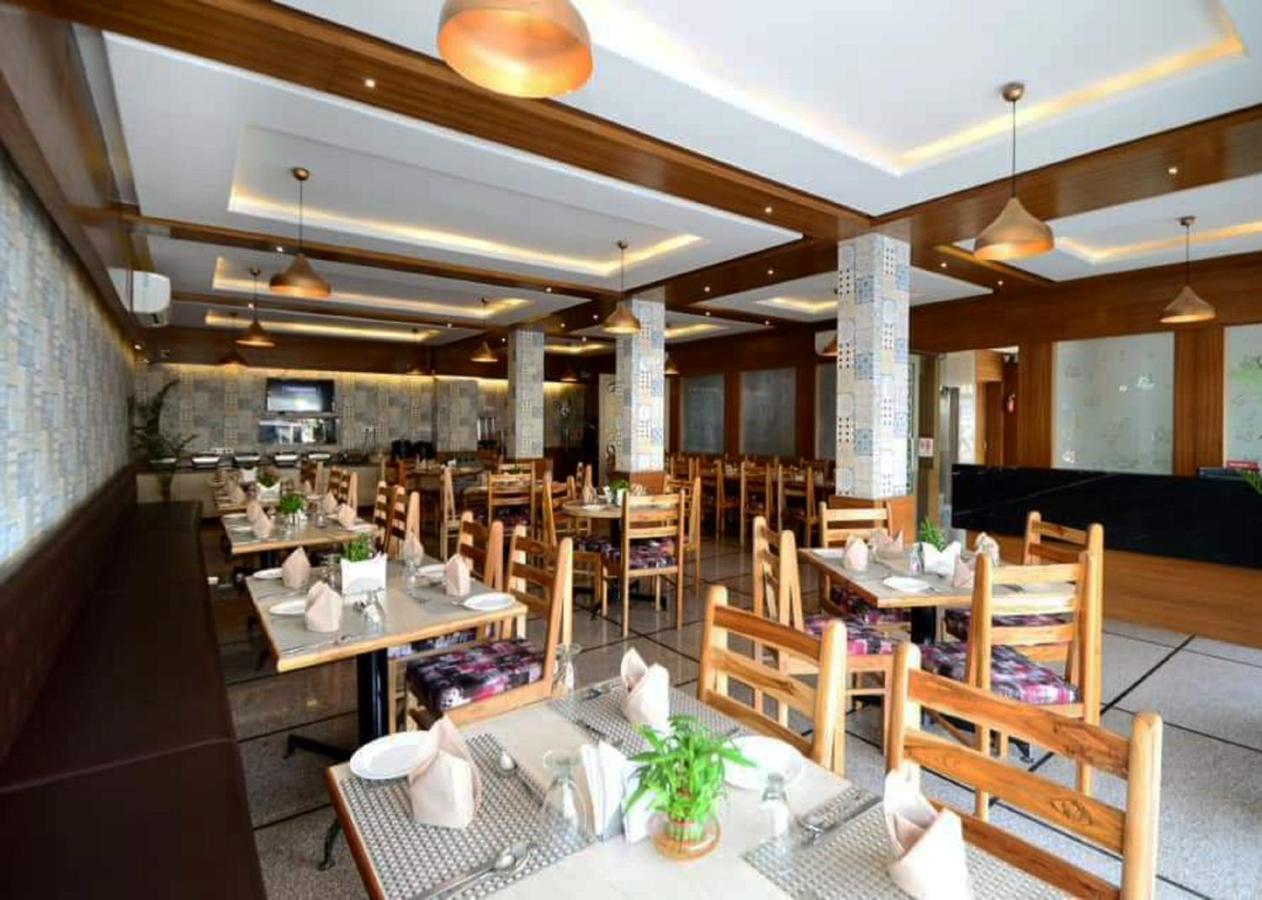 Hotel Hill Vista Udaipur Bagian luar foto